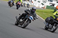 Mallory-park-Leicestershire;Mallory-park-photographs;Motorcycle-action-photographs;classic-bikes;event-digital-images;eventdigitalimages;mallory-park;no-limits-trackday;peter-wileman-photography;vintage-bikes;vintage-motorcycles;vmcc-festival-1000-bikes