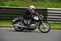 Mallory-park-Leicestershire;Mallory-park-photographs;Motorcycle-action-photographs;classic-bikes;event-digital-images;eventdigitalimages;mallory-park;no-limits-trackday;peter-wileman-photography;vintage-bikes;vintage-motorcycles;vmcc-festival-1000-bikes