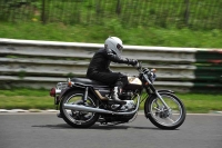 Mallory-park-Leicestershire;Mallory-park-photographs;Motorcycle-action-photographs;classic-bikes;event-digital-images;eventdigitalimages;mallory-park;no-limits-trackday;peter-wileman-photography;vintage-bikes;vintage-motorcycles;vmcc-festival-1000-bikes