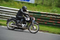 Mallory-park-Leicestershire;Mallory-park-photographs;Motorcycle-action-photographs;classic-bikes;event-digital-images;eventdigitalimages;mallory-park;no-limits-trackday;peter-wileman-photography;vintage-bikes;vintage-motorcycles;vmcc-festival-1000-bikes
