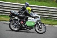 Mallory-park-Leicestershire;Mallory-park-photographs;Motorcycle-action-photographs;classic-bikes;event-digital-images;eventdigitalimages;mallory-park;no-limits-trackday;peter-wileman-photography;vintage-bikes;vintage-motorcycles;vmcc-festival-1000-bikes