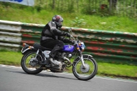 Mallory-park-Leicestershire;Mallory-park-photographs;Motorcycle-action-photographs;classic-bikes;event-digital-images;eventdigitalimages;mallory-park;no-limits-trackday;peter-wileman-photography;vintage-bikes;vintage-motorcycles;vmcc-festival-1000-bikes