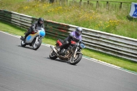 Mallory-park-Leicestershire;Mallory-park-photographs;Motorcycle-action-photographs;classic-bikes;event-digital-images;eventdigitalimages;mallory-park;no-limits-trackday;peter-wileman-photography;vintage-bikes;vintage-motorcycles;vmcc-festival-1000-bikes