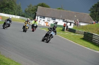 Mallory-park-Leicestershire;Mallory-park-photographs;Motorcycle-action-photographs;classic-bikes;event-digital-images;eventdigitalimages;mallory-park;no-limits-trackday;peter-wileman-photography;vintage-bikes;vintage-motorcycles;vmcc-festival-1000-bikes
