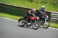 Mallory-park-Leicestershire;Mallory-park-photographs;Motorcycle-action-photographs;classic-bikes;event-digital-images;eventdigitalimages;mallory-park;no-limits-trackday;peter-wileman-photography;vintage-bikes;vintage-motorcycles;vmcc-festival-1000-bikes