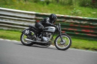 Mallory-park-Leicestershire;Mallory-park-photographs;Motorcycle-action-photographs;classic-bikes;event-digital-images;eventdigitalimages;mallory-park;no-limits-trackday;peter-wileman-photography;vintage-bikes;vintage-motorcycles;vmcc-festival-1000-bikes