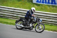 Mallory-park-Leicestershire;Mallory-park-photographs;Motorcycle-action-photographs;classic-bikes;event-digital-images;eventdigitalimages;mallory-park;no-limits-trackday;peter-wileman-photography;vintage-bikes;vintage-motorcycles;vmcc-festival-1000-bikes