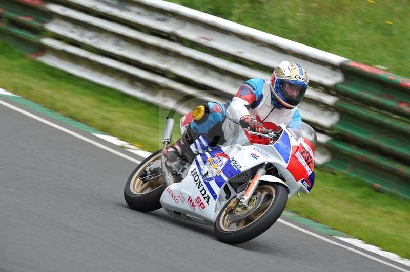 Mallory park Leicestershire;Mallory park photographs;Motorcycle action photographs;classic bikes;event digital images;eventdigitalimages;mallory park;no limits trackday;peter wileman photography;vintage bikes;vintage motorcycles;vmcc festival 1000 bikes