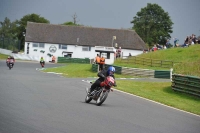 Mallory-park-Leicestershire;Mallory-park-photographs;Motorcycle-action-photographs;classic-bikes;event-digital-images;eventdigitalimages;mallory-park;no-limits-trackday;peter-wileman-photography;vintage-bikes;vintage-motorcycles;vmcc-festival-1000-bikes