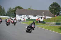 Mallory-park-Leicestershire;Mallory-park-photographs;Motorcycle-action-photographs;classic-bikes;event-digital-images;eventdigitalimages;mallory-park;no-limits-trackday;peter-wileman-photography;vintage-bikes;vintage-motorcycles;vmcc-festival-1000-bikes