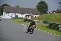 Mallory-park-Leicestershire;Mallory-park-photographs;Motorcycle-action-photographs;classic-bikes;event-digital-images;eventdigitalimages;mallory-park;no-limits-trackday;peter-wileman-photography;vintage-bikes;vintage-motorcycles;vmcc-festival-1000-bikes