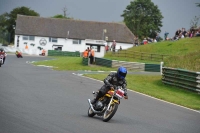 Mallory-park-Leicestershire;Mallory-park-photographs;Motorcycle-action-photographs;classic-bikes;event-digital-images;eventdigitalimages;mallory-park;no-limits-trackday;peter-wileman-photography;vintage-bikes;vintage-motorcycles;vmcc-festival-1000-bikes