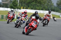 Mallory-park-Leicestershire;Mallory-park-photographs;Motorcycle-action-photographs;classic-bikes;event-digital-images;eventdigitalimages;mallory-park;no-limits-trackday;peter-wileman-photography;vintage-bikes;vintage-motorcycles;vmcc-festival-1000-bikes