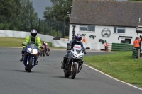 Mallory-park-Leicestershire;Mallory-park-photographs;Motorcycle-action-photographs;classic-bikes;event-digital-images;eventdigitalimages;mallory-park;no-limits-trackday;peter-wileman-photography;vintage-bikes;vintage-motorcycles;vmcc-festival-1000-bikes