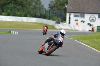 Mallory-park-Leicestershire;Mallory-park-photographs;Motorcycle-action-photographs;classic-bikes;event-digital-images;eventdigitalimages;mallory-park;no-limits-trackday;peter-wileman-photography;vintage-bikes;vintage-motorcycles;vmcc-festival-1000-bikes