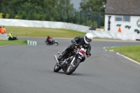 Mallory-park-Leicestershire;Mallory-park-photographs;Motorcycle-action-photographs;classic-bikes;event-digital-images;eventdigitalimages;mallory-park;no-limits-trackday;peter-wileman-photography;vintage-bikes;vintage-motorcycles;vmcc-festival-1000-bikes