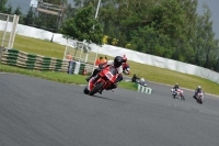 Mallory-park-Leicestershire;Mallory-park-photographs;Motorcycle-action-photographs;classic-bikes;event-digital-images;eventdigitalimages;mallory-park;no-limits-trackday;peter-wileman-photography;vintage-bikes;vintage-motorcycles;vmcc-festival-1000-bikes