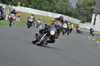 Mallory-park-Leicestershire;Mallory-park-photographs;Motorcycle-action-photographs;classic-bikes;event-digital-images;eventdigitalimages;mallory-park;no-limits-trackday;peter-wileman-photography;vintage-bikes;vintage-motorcycles;vmcc-festival-1000-bikes