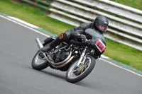 Mallory-park-Leicestershire;Mallory-park-photographs;Motorcycle-action-photographs;classic-bikes;event-digital-images;eventdigitalimages;mallory-park;no-limits-trackday;peter-wileman-photography;vintage-bikes;vintage-motorcycles;vmcc-festival-1000-bikes