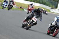 Mallory-park-Leicestershire;Mallory-park-photographs;Motorcycle-action-photographs;classic-bikes;event-digital-images;eventdigitalimages;mallory-park;no-limits-trackday;peter-wileman-photography;vintage-bikes;vintage-motorcycles;vmcc-festival-1000-bikes