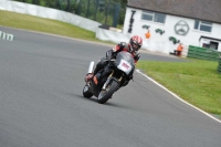 Mallory-park-Leicestershire;Mallory-park-photographs;Motorcycle-action-photographs;classic-bikes;event-digital-images;eventdigitalimages;mallory-park;no-limits-trackday;peter-wileman-photography;vintage-bikes;vintage-motorcycles;vmcc-festival-1000-bikes