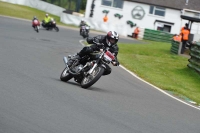 Mallory-park-Leicestershire;Mallory-park-photographs;Motorcycle-action-photographs;classic-bikes;event-digital-images;eventdigitalimages;mallory-park;no-limits-trackday;peter-wileman-photography;vintage-bikes;vintage-motorcycles;vmcc-festival-1000-bikes