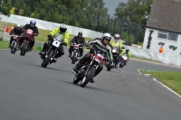 Mallory-park-Leicestershire;Mallory-park-photographs;Motorcycle-action-photographs;classic-bikes;event-digital-images;eventdigitalimages;mallory-park;no-limits-trackday;peter-wileman-photography;vintage-bikes;vintage-motorcycles;vmcc-festival-1000-bikes