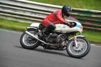 Mallory-park-Leicestershire;Mallory-park-photographs;Motorcycle-action-photographs;classic-bikes;event-digital-images;eventdigitalimages;mallory-park;no-limits-trackday;peter-wileman-photography;vintage-bikes;vintage-motorcycles;vmcc-festival-1000-bikes
