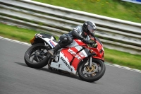 Mallory-park-Leicestershire;Mallory-park-photographs;Motorcycle-action-photographs;classic-bikes;event-digital-images;eventdigitalimages;mallory-park;no-limits-trackday;peter-wileman-photography;vintage-bikes;vintage-motorcycles;vmcc-festival-1000-bikes