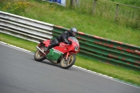 Mallory-park-Leicestershire;Mallory-park-photographs;Motorcycle-action-photographs;classic-bikes;event-digital-images;eventdigitalimages;mallory-park;no-limits-trackday;peter-wileman-photography;vintage-bikes;vintage-motorcycles;vmcc-festival-1000-bikes
