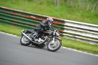 Mallory-park-Leicestershire;Mallory-park-photographs;Motorcycle-action-photographs;classic-bikes;event-digital-images;eventdigitalimages;mallory-park;no-limits-trackday;peter-wileman-photography;vintage-bikes;vintage-motorcycles;vmcc-festival-1000-bikes