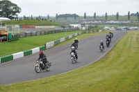 Mallory-park-Leicestershire;Mallory-park-photographs;Motorcycle-action-photographs;classic-bikes;event-digital-images;eventdigitalimages;mallory-park;no-limits-trackday;peter-wileman-photography;vintage-bikes;vintage-motorcycles;vmcc-festival-1000-bikes