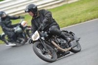 Mallory-park-Leicestershire;Mallory-park-photographs;Motorcycle-action-photographs;classic-bikes;event-digital-images;eventdigitalimages;mallory-park;no-limits-trackday;peter-wileman-photography;vintage-bikes;vintage-motorcycles;vmcc-festival-1000-bikes