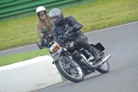 Mallory-park-Leicestershire;Mallory-park-photographs;Motorcycle-action-photographs;classic-bikes;event-digital-images;eventdigitalimages;mallory-park;no-limits-trackday;peter-wileman-photography;vintage-bikes;vintage-motorcycles;vmcc-festival-1000-bikes