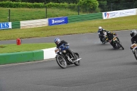 Mallory-park-Leicestershire;Mallory-park-photographs;Motorcycle-action-photographs;classic-bikes;event-digital-images;eventdigitalimages;mallory-park;no-limits-trackday;peter-wileman-photography;vintage-bikes;vintage-motorcycles;vmcc-festival-1000-bikes