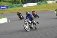 Mallory-park-Leicestershire;Mallory-park-photographs;Motorcycle-action-photographs;classic-bikes;event-digital-images;eventdigitalimages;mallory-park;no-limits-trackday;peter-wileman-photography;vintage-bikes;vintage-motorcycles;vmcc-festival-1000-bikes