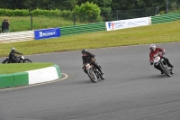 Mallory-park-Leicestershire;Mallory-park-photographs;Motorcycle-action-photographs;classic-bikes;event-digital-images;eventdigitalimages;mallory-park;no-limits-trackday;peter-wileman-photography;vintage-bikes;vintage-motorcycles;vmcc-festival-1000-bikes