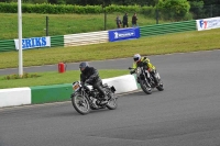 Mallory-park-Leicestershire;Mallory-park-photographs;Motorcycle-action-photographs;classic-bikes;event-digital-images;eventdigitalimages;mallory-park;no-limits-trackday;peter-wileman-photography;vintage-bikes;vintage-motorcycles;vmcc-festival-1000-bikes