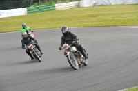 Mallory-park-Leicestershire;Mallory-park-photographs;Motorcycle-action-photographs;classic-bikes;event-digital-images;eventdigitalimages;mallory-park;no-limits-trackday;peter-wileman-photography;vintage-bikes;vintage-motorcycles;vmcc-festival-1000-bikes