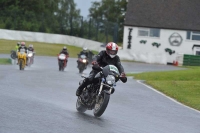 Mallory-park-Leicestershire;Mallory-park-photographs;Motorcycle-action-photographs;classic-bikes;event-digital-images;eventdigitalimages;mallory-park;no-limits-trackday;peter-wileman-photography;vintage-bikes;vintage-motorcycles;vmcc-festival-1000-bikes