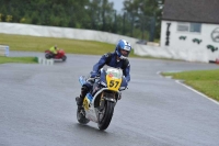 Mallory-park-Leicestershire;Mallory-park-photographs;Motorcycle-action-photographs;classic-bikes;event-digital-images;eventdigitalimages;mallory-park;no-limits-trackday;peter-wileman-photography;vintage-bikes;vintage-motorcycles;vmcc-festival-1000-bikes