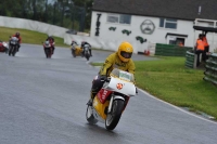 Mallory-park-Leicestershire;Mallory-park-photographs;Motorcycle-action-photographs;classic-bikes;event-digital-images;eventdigitalimages;mallory-park;no-limits-trackday;peter-wileman-photography;vintage-bikes;vintage-motorcycles;vmcc-festival-1000-bikes