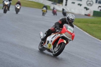 Mallory-park-Leicestershire;Mallory-park-photographs;Motorcycle-action-photographs;classic-bikes;event-digital-images;eventdigitalimages;mallory-park;no-limits-trackday;peter-wileman-photography;vintage-bikes;vintage-motorcycles;vmcc-festival-1000-bikes