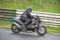 Mallory-park-Leicestershire;Mallory-park-photographs;Motorcycle-action-photographs;classic-bikes;event-digital-images;eventdigitalimages;mallory-park;no-limits-trackday;peter-wileman-photography;vintage-bikes;vintage-motorcycles;vmcc-festival-1000-bikes