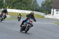 Mallory-park-Leicestershire;Mallory-park-photographs;Motorcycle-action-photographs;classic-bikes;event-digital-images;eventdigitalimages;mallory-park;no-limits-trackday;peter-wileman-photography;vintage-bikes;vintage-motorcycles;vmcc-festival-1000-bikes