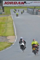 Mallory-park-Leicestershire;Mallory-park-photographs;Motorcycle-action-photographs;classic-bikes;event-digital-images;eventdigitalimages;mallory-park;no-limits-trackday;peter-wileman-photography;vintage-bikes;vintage-motorcycles;vmcc-festival-1000-bikes