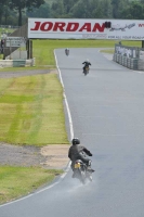 Mallory-park-Leicestershire;Mallory-park-photographs;Motorcycle-action-photographs;classic-bikes;event-digital-images;eventdigitalimages;mallory-park;no-limits-trackday;peter-wileman-photography;vintage-bikes;vintage-motorcycles;vmcc-festival-1000-bikes