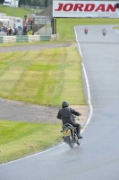 Mallory-park-Leicestershire;Mallory-park-photographs;Motorcycle-action-photographs;classic-bikes;event-digital-images;eventdigitalimages;mallory-park;no-limits-trackday;peter-wileman-photography;vintage-bikes;vintage-motorcycles;vmcc-festival-1000-bikes