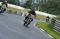 Mallory-park-Leicestershire;Mallory-park-photographs;Motorcycle-action-photographs;classic-bikes;event-digital-images;eventdigitalimages;mallory-park;no-limits-trackday;peter-wileman-photography;vintage-bikes;vintage-motorcycles;vmcc-festival-1000-bikes