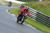 Mallory-park-Leicestershire;Mallory-park-photographs;Motorcycle-action-photographs;classic-bikes;event-digital-images;eventdigitalimages;mallory-park;no-limits-trackday;peter-wileman-photography;vintage-bikes;vintage-motorcycles;vmcc-festival-1000-bikes